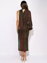 Load image into Gallery viewer, Elegant Elizabeth Gown