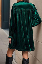 Load image into Gallery viewer, Long Sleeves V Neck Smocked Velvet Dress BFZY1196