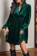 Load image into Gallery viewer, Long Sleeves V Neck Smocked Velvet Dress BFZY1196