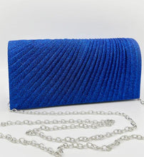 Load image into Gallery viewer, Charming Clutch