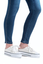 Load image into Gallery viewer, 1822 Denim Lennox Jean