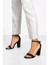 Load image into Gallery viewer, Barely There Heel