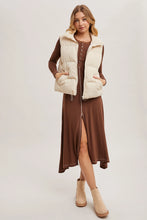 Load image into Gallery viewer, Corduroy Puffer Vest