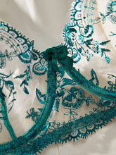 Load image into Gallery viewer, Victoria Floral Mesh Bra Thong Lingerie set