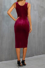 Load image into Gallery viewer, Velvet Is In Season