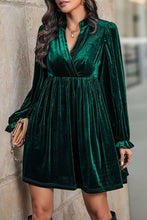 Load image into Gallery viewer, Long Sleeves V Neck Smocked Velvet Dress BFZY1196