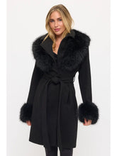 Load image into Gallery viewer, Belted fur trim coat
