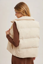 Load image into Gallery viewer, Corduroy Puffer Vest
