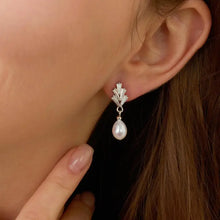 Load image into Gallery viewer, Pearl Earrings
