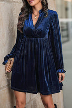 Load image into Gallery viewer, Long Sleeves V Neck Smocked Velvet Dress BFZY1196
