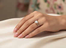 Load image into Gallery viewer, Four Prong Engagement Ring
