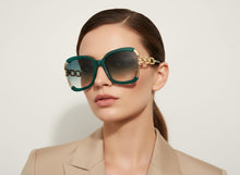 Load image into Gallery viewer, Designer Sunglasses
