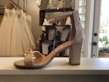 Load image into Gallery viewer, TOP MODA HEEL
